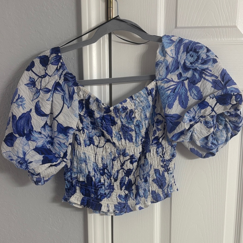 H&M Blue Floral Puff Sleeve Blouse